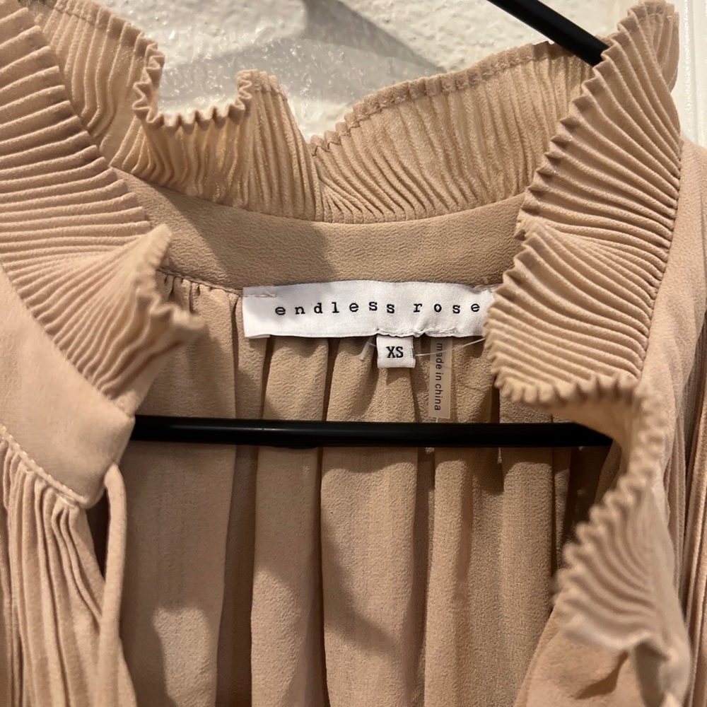 ENDLESS ROSE Black Pleated Mini Dress - Picture 8 of 9